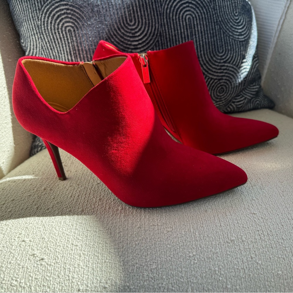 Sexy red Jessica Simpson booties